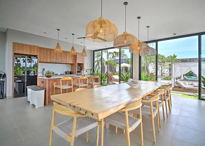 6 Bedroom Luxury Sanctuary In Nature Villa