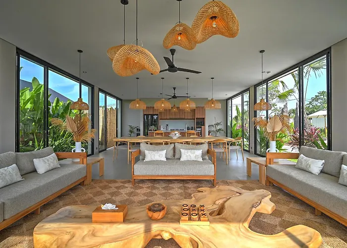 6 Bedroom Luxury Sanctuary In Nature Villa *