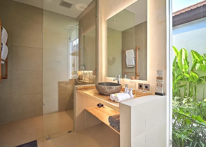 6 Bedroom Luxury Sanctuary In Nature Villa